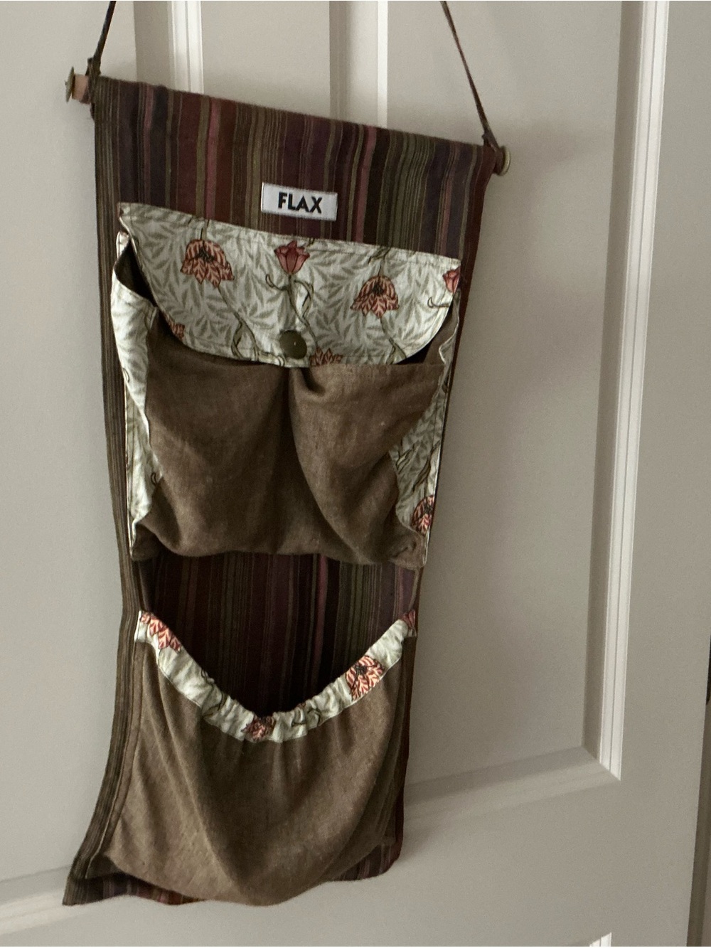 Flax Brown and Olive Floral-Trim Hanging Organizer